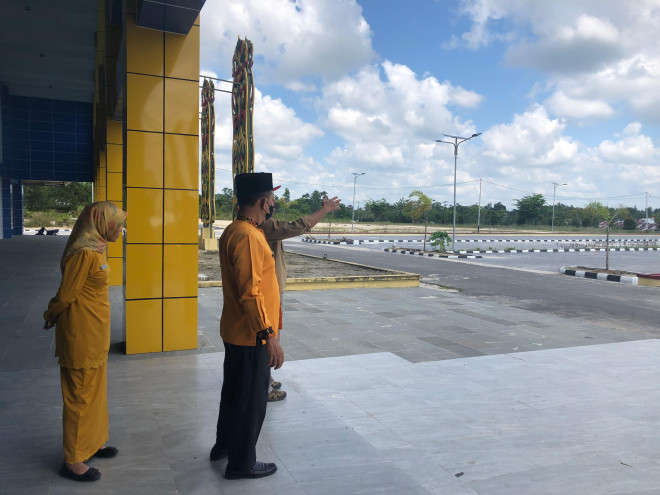 Jelang PEDA XIV Kalteng, Panitia Tinjau Lokasi Stand di Sport Center Pangkalan Bun