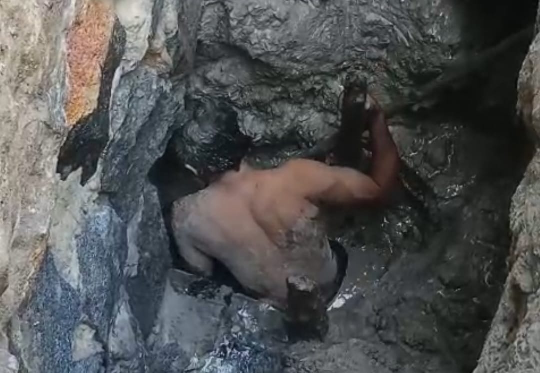 Pipa Induk Bocor di Jalan Abdul Ancis, PDAM Tirta Arut Gercep Perbaiki Demi Prioritaskan Pelayanan