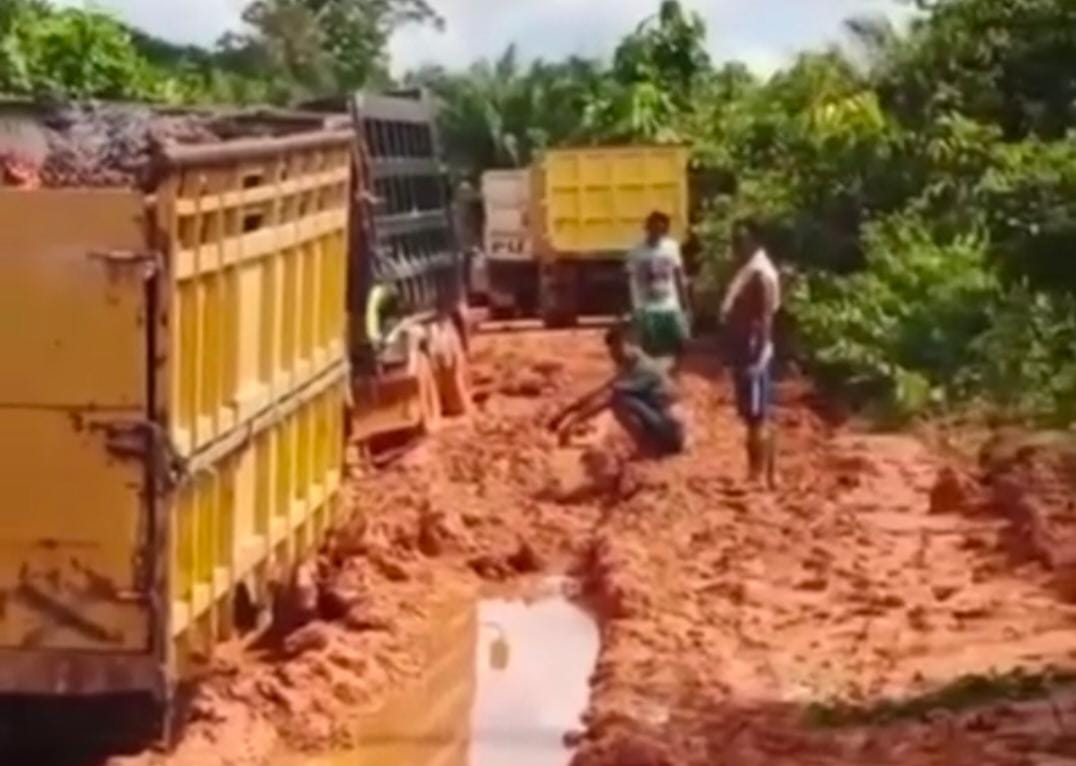 Tangani Jalan Rusak, Dinas PUPR Kobar Kucurkan ABT untuk Percepat Pembangunan Arut Utara