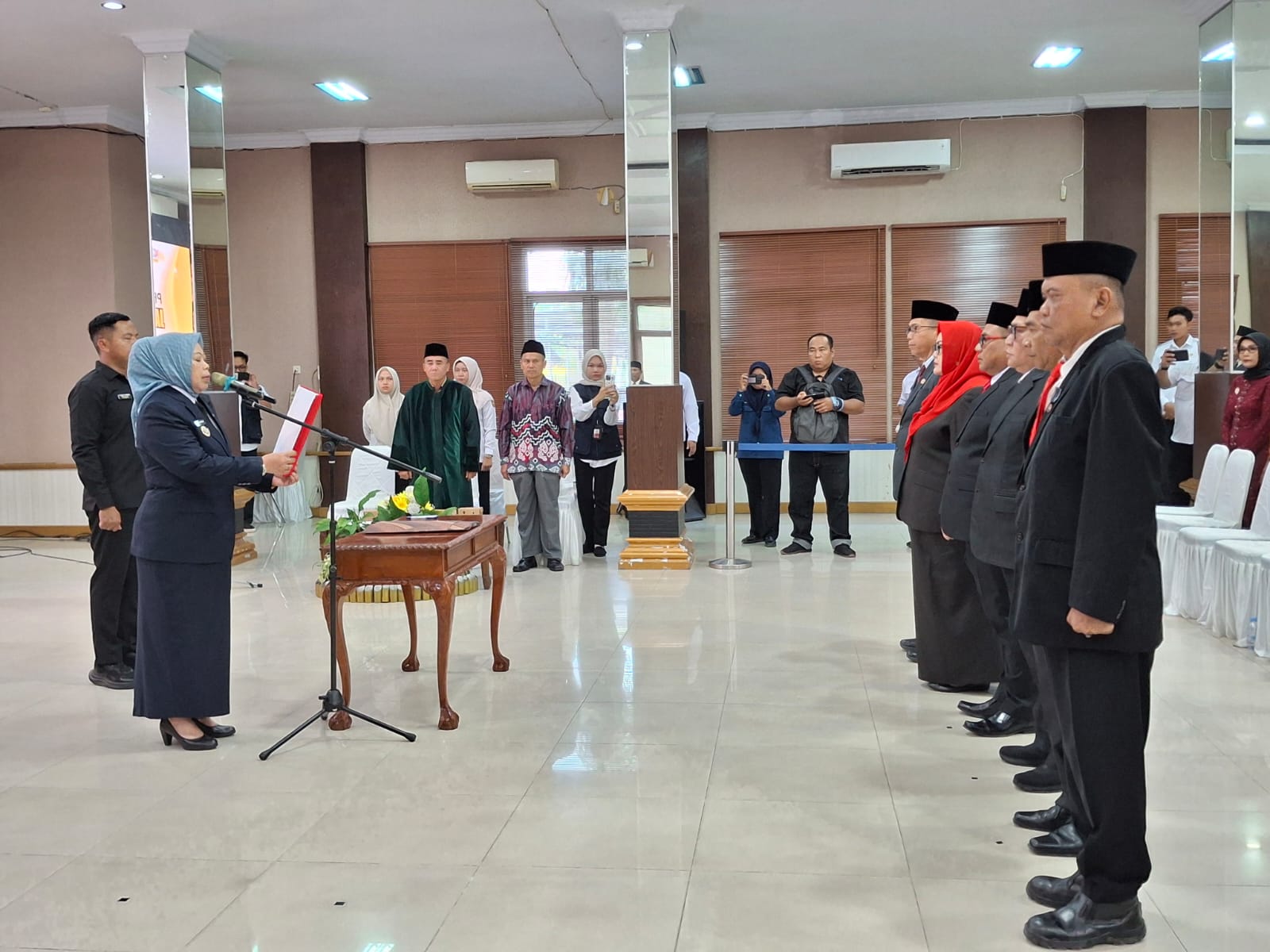 Bupati Nurhidayah Lantik Enam Pejabat Pimpinan Tinggi Pratama, Dorong Inovasi untuk Kobar