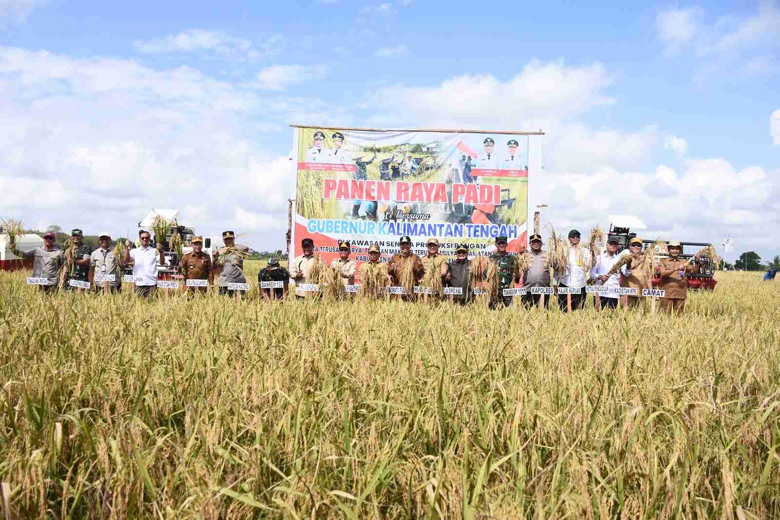 Gubernur Kalteng Rencanakan Pembangunan Jalan Rp150 Miliar di Desa Terusan Makmur
