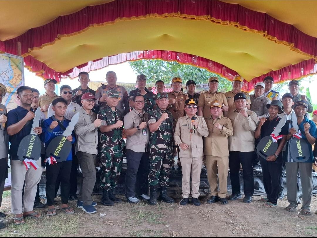 Teknologi Panen Modern Didorong untuk Tingkatkan Produktivitas Petani di Lahan Pasang Surut Kapuas