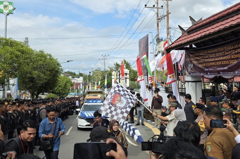 Pj Bupati Resmikan Pelepasan Logistik PSU Barito Utara