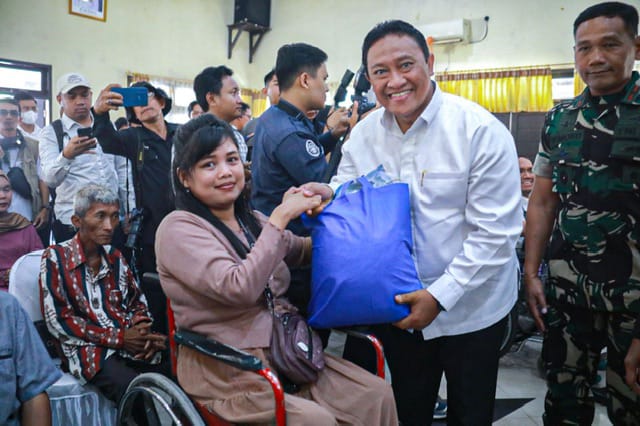 Sambut HUT RI, Pemprov Kalteng Kunjungi Panti dan Bantu Warga yang Membutuhkan