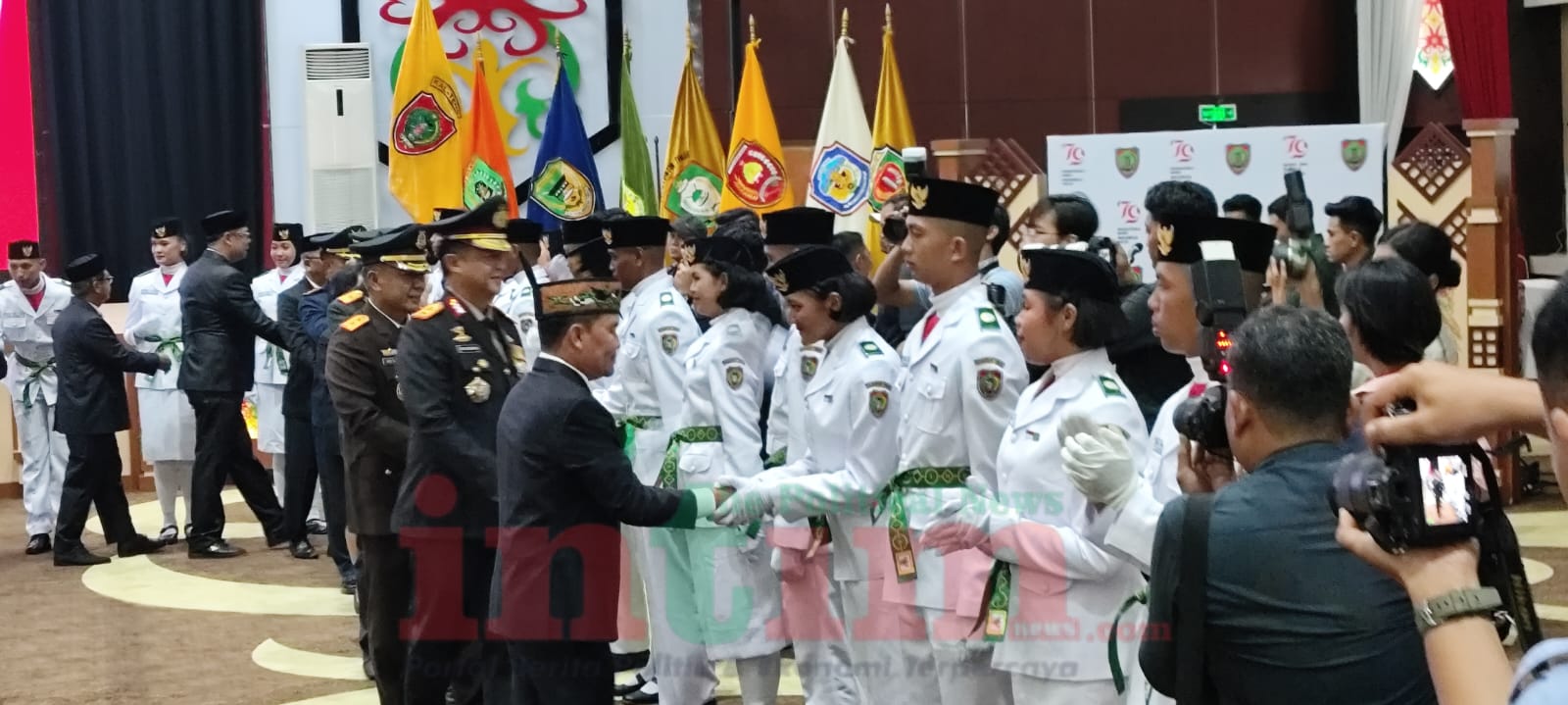 Gubernur Kalteng Kukuhkan 54 Anggota Paskibraka