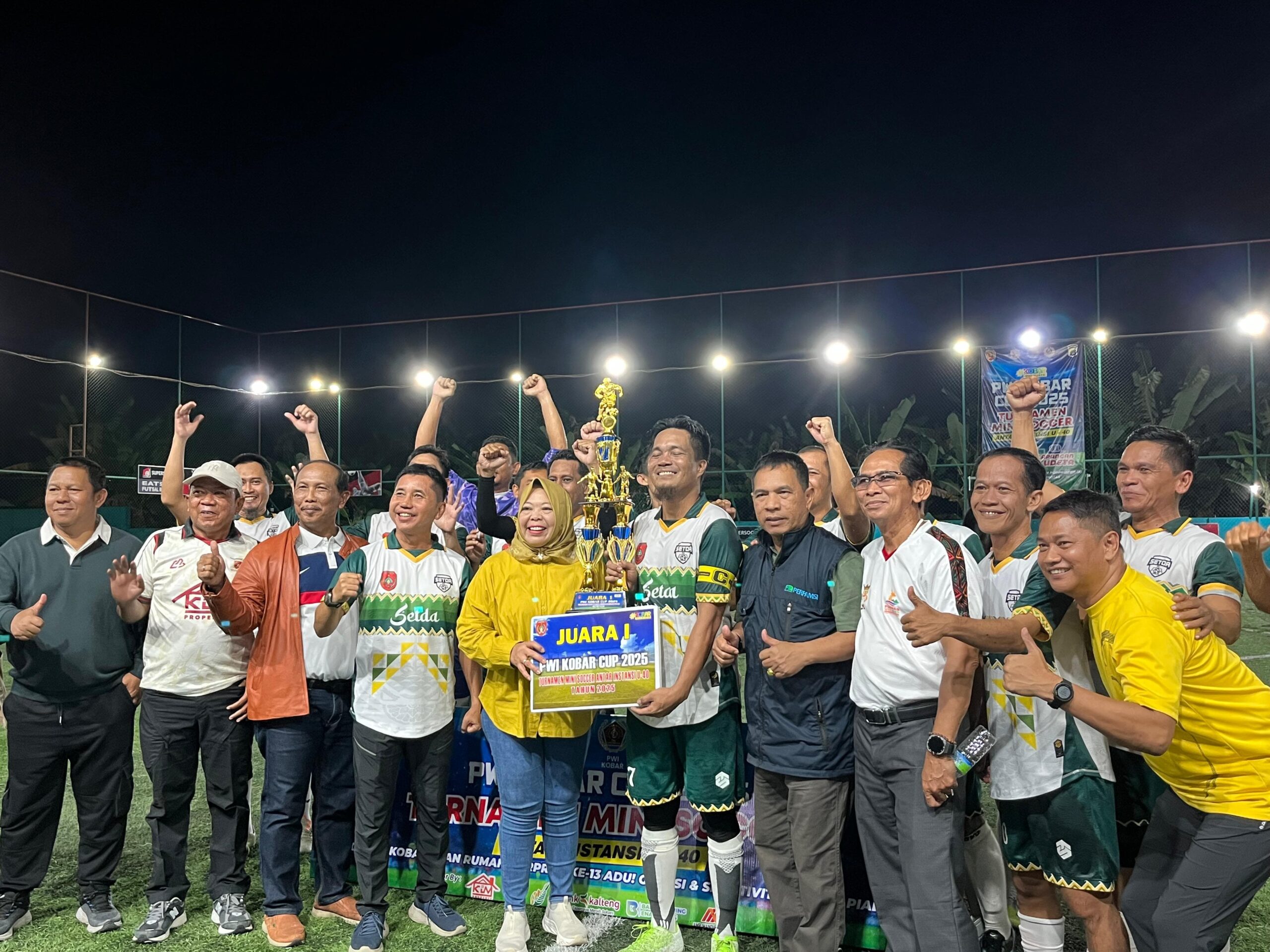 Setda FC Jadi Champion, Bupati Nurhidayah: PWI Kobar Cup U-40 Ubah Semangat Menuju Porprov