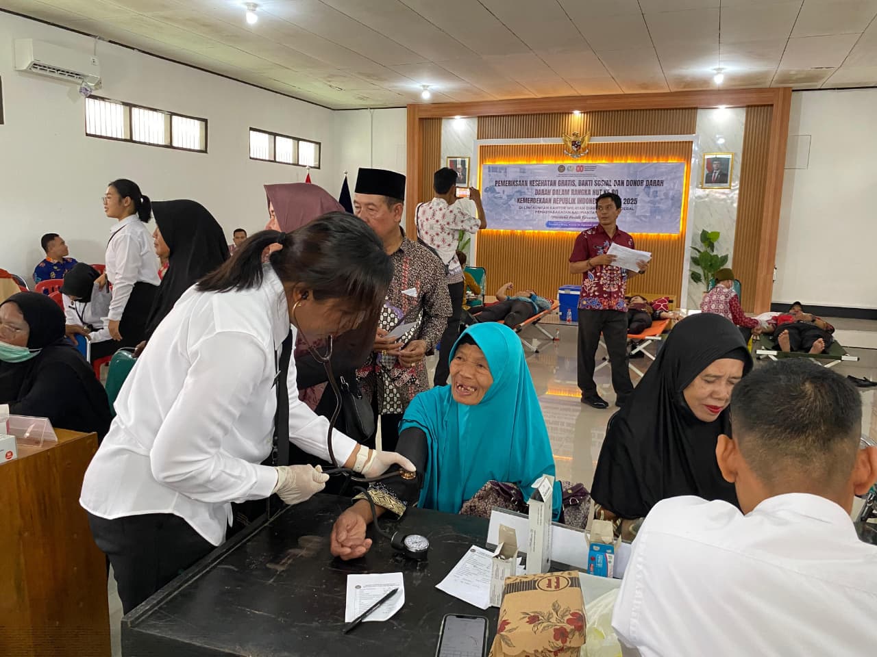 Cek Kesehatan Gratis dan Donor Darah Warnai Semarak HUT RI di Kanwil Ditjenpas Kalteng