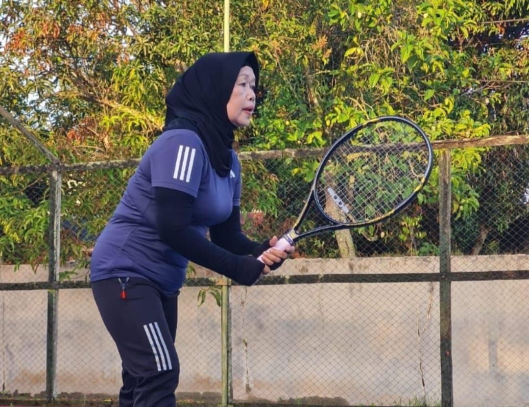 Ajak Semua Cabor Aktif Jelang Porprov 2026, Ketua KONI Hj Fatmawati: Buktikan Olahraga Kobar Bisa Berbicara