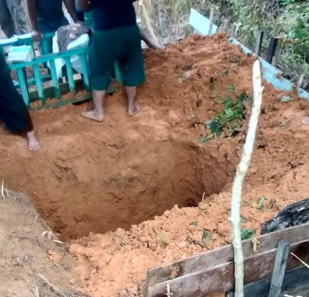 Jenazah Siswi SMA di Seruyan Hulu Dibongkar untuk Otopsi, Kematian Diduga Janggal