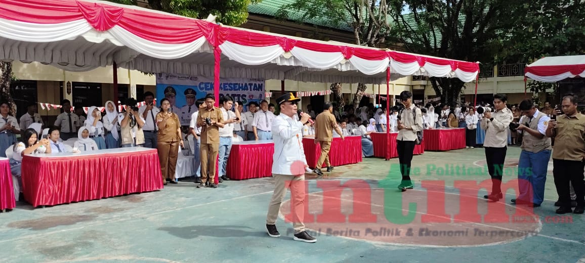 Gubernur Ingatkan Siswa Harus Hormati Guru dan Berani Lapor Jika Ada Pungli