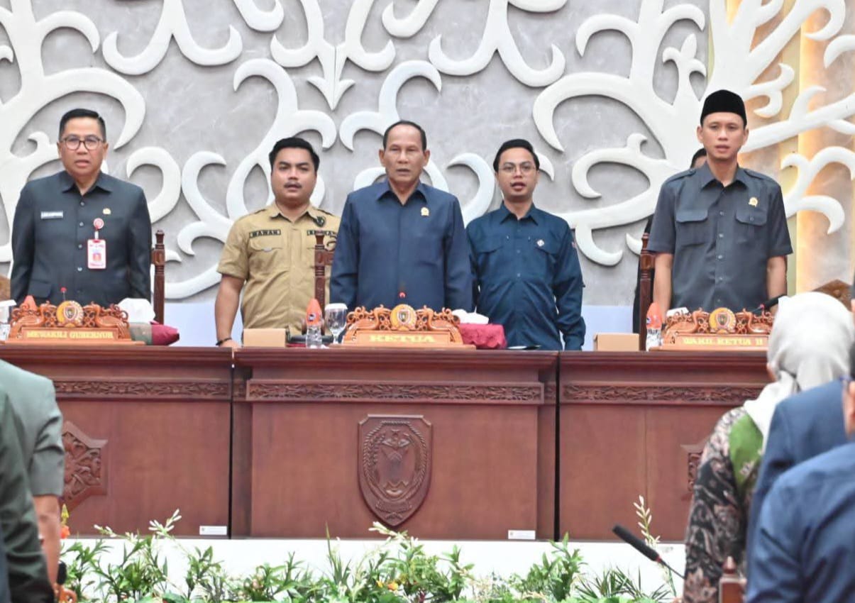 DPRD Kalteng Terima Raperda Perubahan APBD 2025, Tujuh Fraksi Sampaikan Catatan Penting