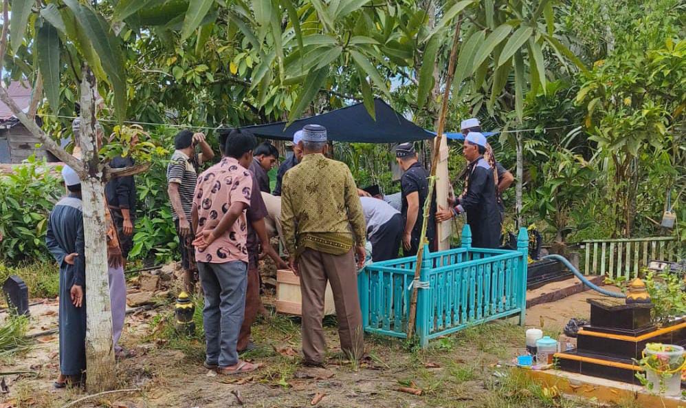 Isak Tangis Warnai Pemakaman Zaki, Tinggalkan Luka Mendalam bagi Keluarga