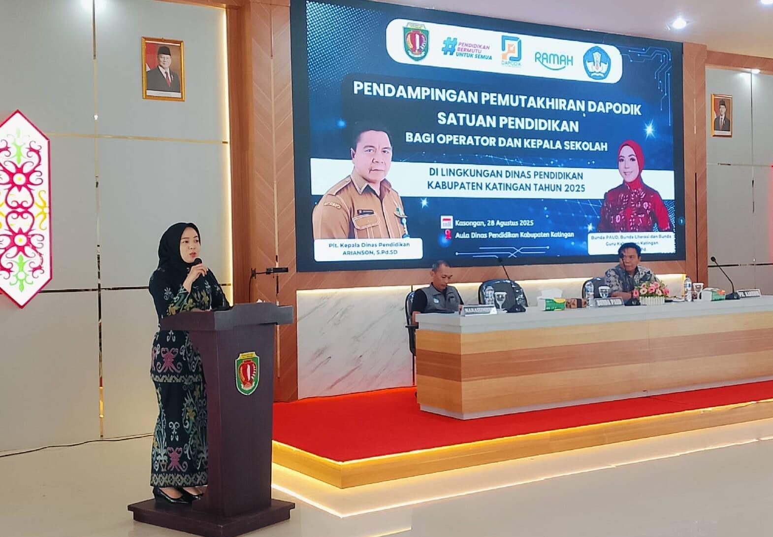 Pemutakhiran Dapodik, Sumiati Saiful: Langkah Strategis Tingkatkan Mutu Pendidikan Katingan