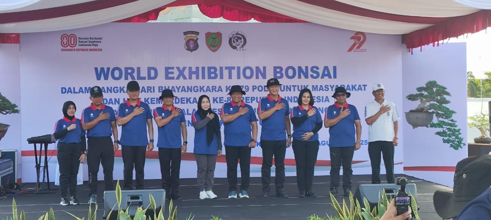 Pameran Bonsai Dunia Meriahkan HUT Bhayangkara ke-79 di Palangka Raya