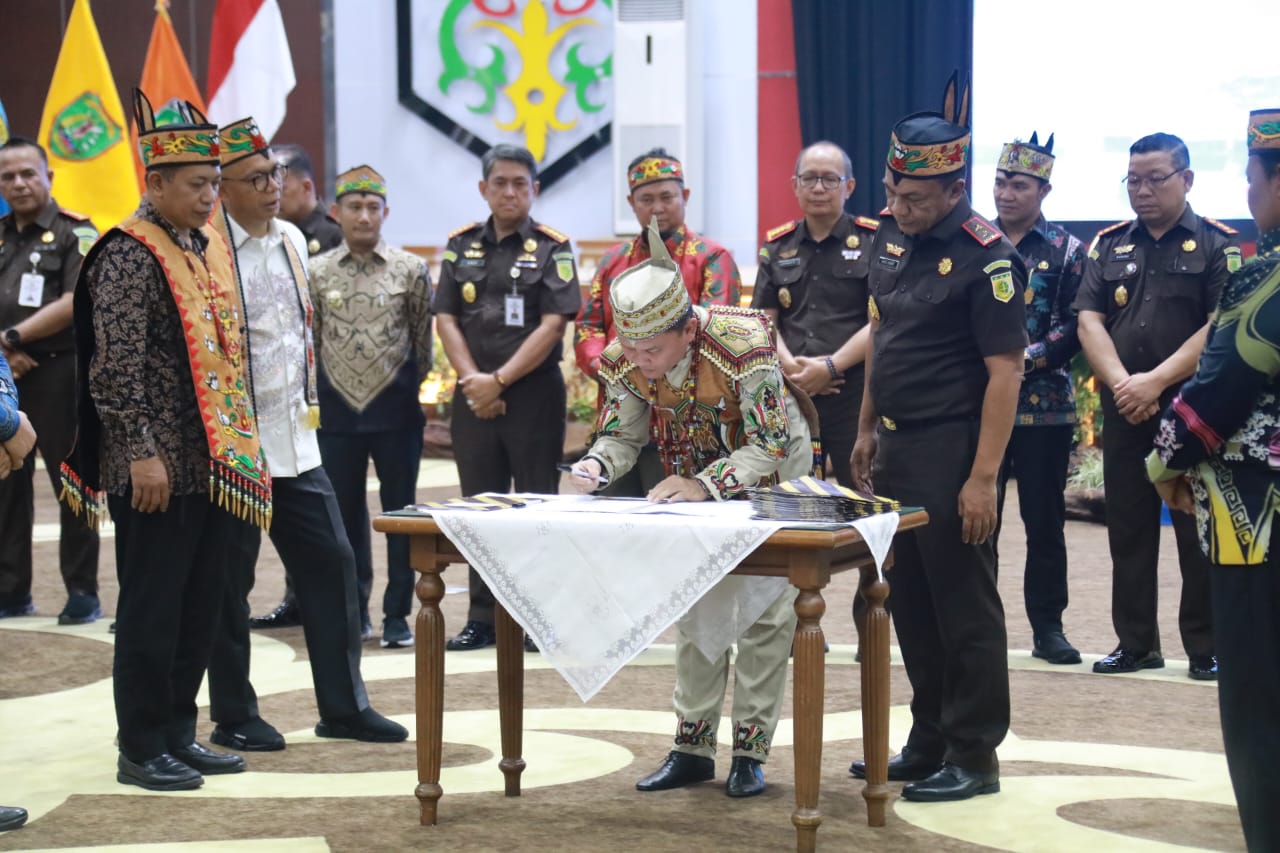 Pemprov Kalteng Gandeng Kejaksaan Kawal Dana Desa dan Koperasi