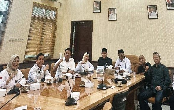 Lobi Kuat Hj Fatmawati Berhasil Jadikan Kobar Tuan Rumah Porprov: Targetkan Prestasi Terbaik
