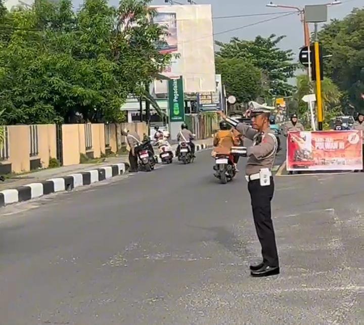 Atur Arus Kendaraan, Satlantas Kotim Turun di Titik Rawan Macet