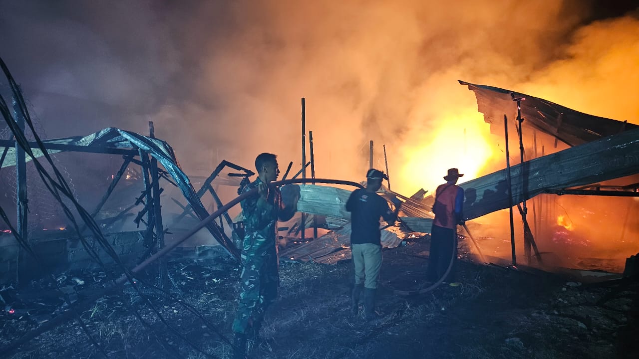 Kandang Ayam di Pangkalan Banteng Terbakar, Kerugian Capai Rp 800 Juta