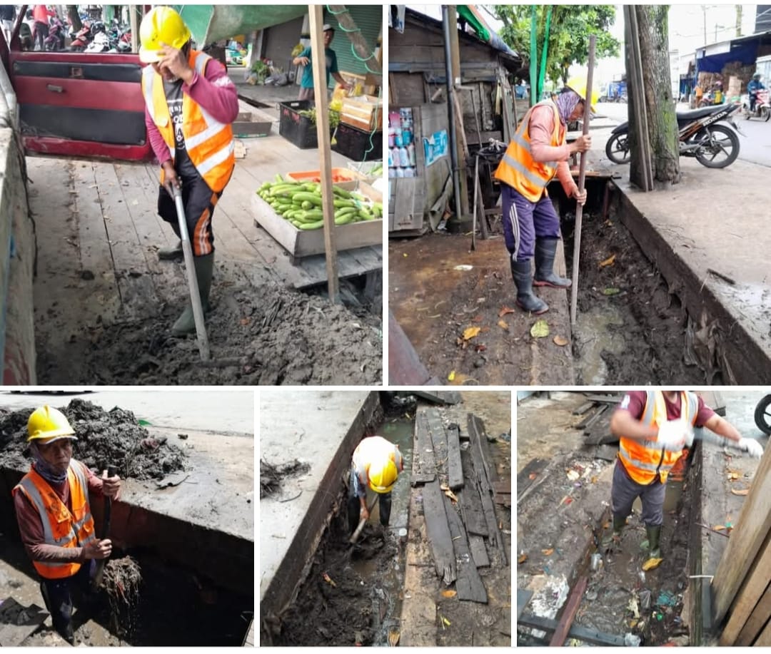 Satgas Bina Marga Lanjutkan Pembersihan Drainase Jalan Udan Said Pasar Indra Sari