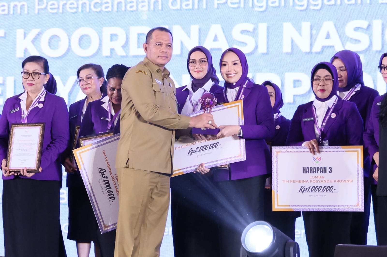 TP Posyandu Kalteng Raih Juara Harapan Dua Tingkat Nasional