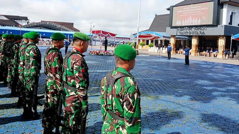 Pimpin Upacara Hari Kesaktian Pancasila, Sekda Barut: Momentum Perkuat Cinta Tanah Air
