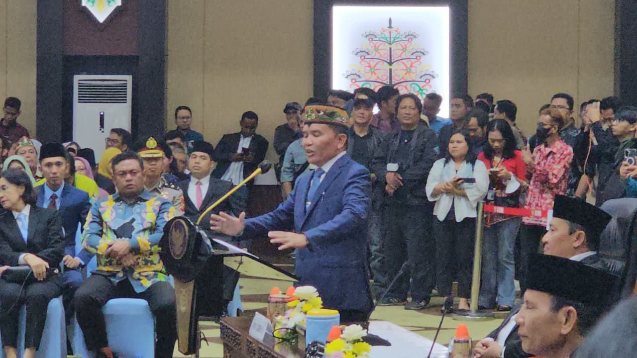 Gubernur Agustiar Sabran Lantik Shalahuddin–Felix, Tegaskan Amanah Rakyat untuk Barito Utara