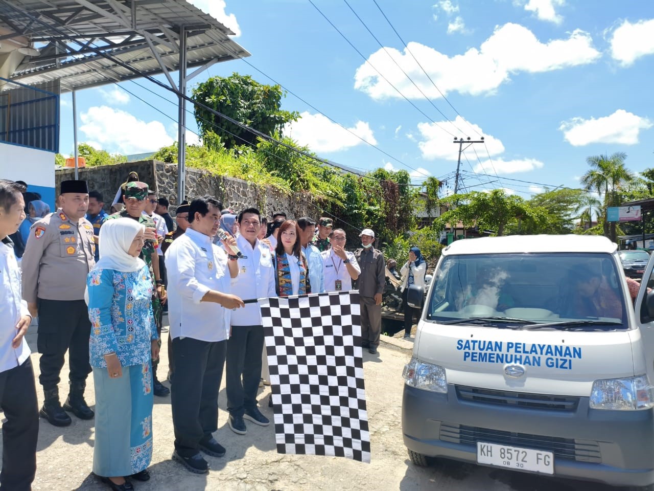 Bupati Shalahuddin Resmikan Program MBG di Barito Utara, Target 3.500 Porsi per Hari