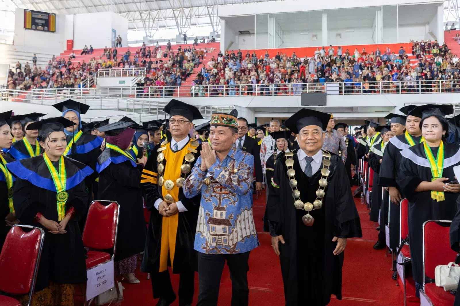 Gubernur Agustiar Sabran Tekankan Pentingnya SDM Unggul Saat Hadiri Wisuda UPR