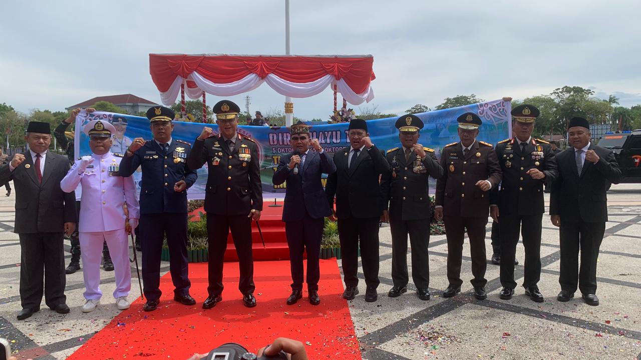 Gubernur Kalteng Hadiri Upacara HUT Ke-80 TNI, Ajak Perkuat Sinergi dan Semangat Nasionalisme