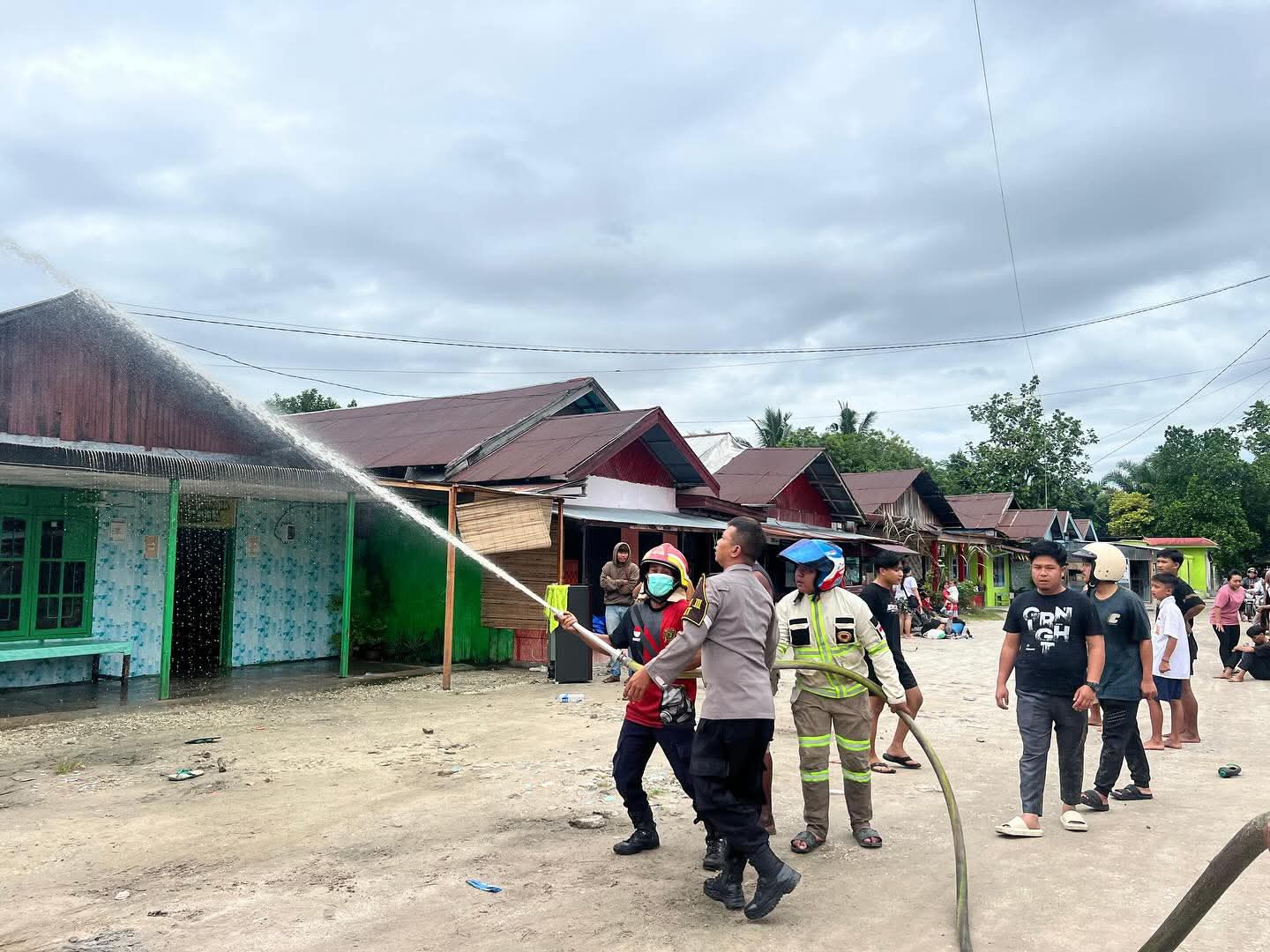Warung Sekar Arum di Hampalit Ludes Terbakar, Diduga Dipicu Cekcok Mantan Kekasih