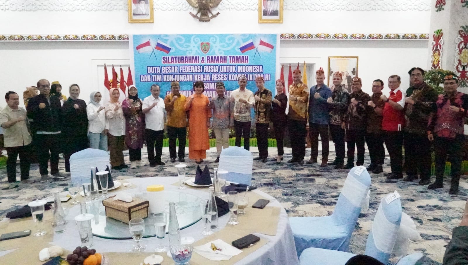 Gubernur Kalteng Gelar Ramah Tamah dengan Dubes Rusia dan Komisi IX DPR RI di Istana Isen Mulang