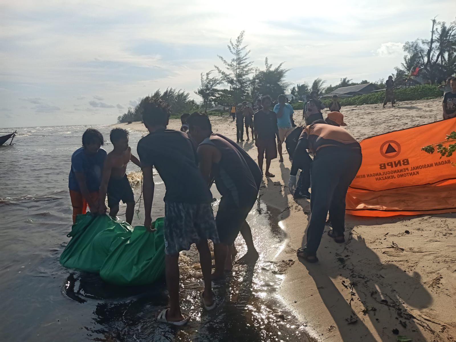 Satu Jenazah Kembali Ditemukan di Laut Ujung Pandaran, Diduga ABK Terakhir Tugboat 138 Datine