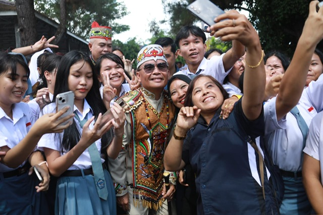 Gubernur Kalteng Tinjau SMAN 1 Tamiang Layang, Tegaskan Komitmen Perkuat Mutu Pendidikan