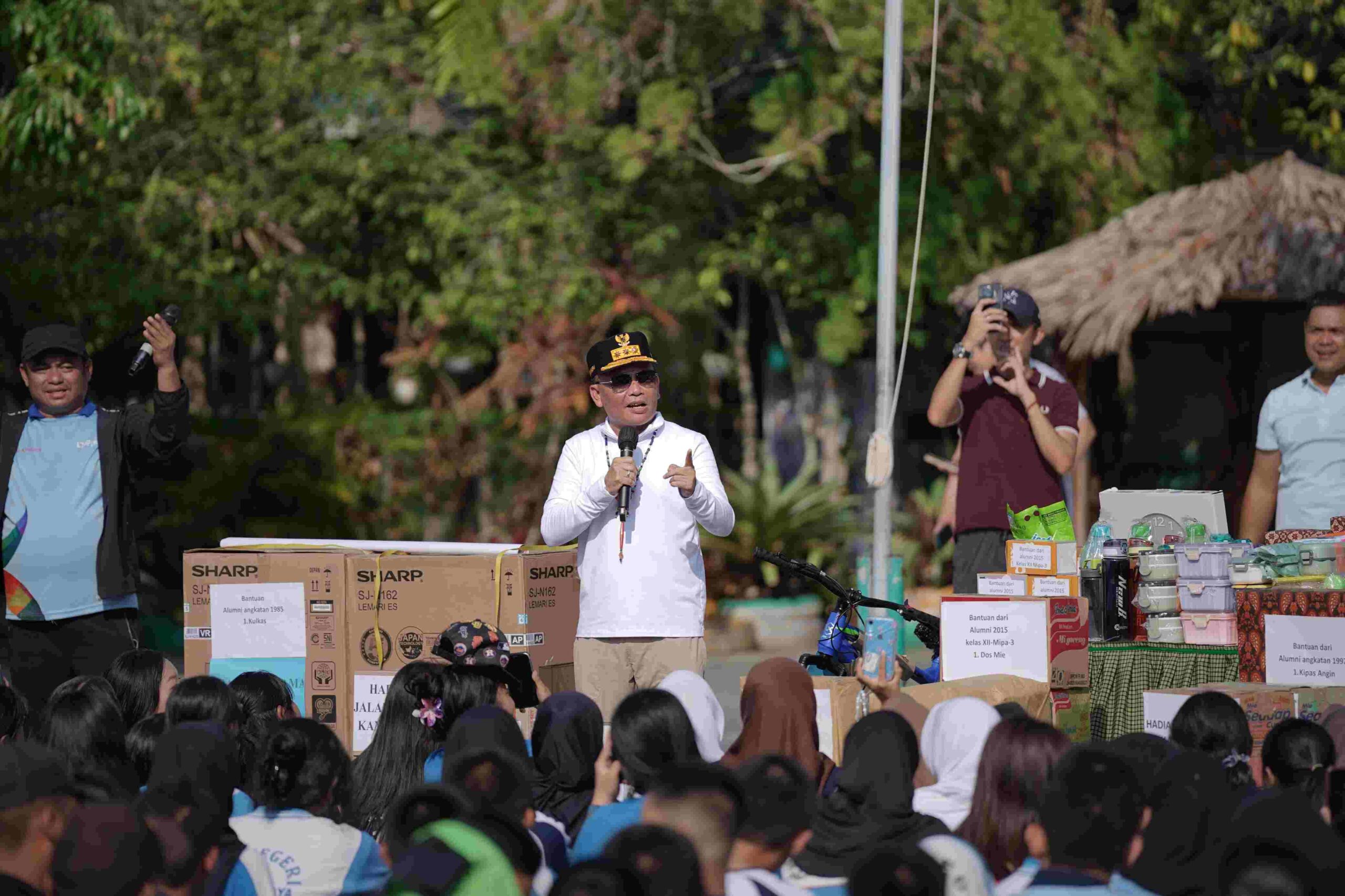 Hadiri Perayaan Ulang Tahun SMA 1 Palangka Raya, Ini Harapan Gubernur Agustiar Sabran