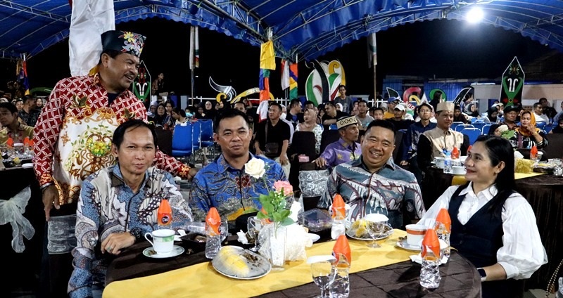 Pj Bupati Buka Pagelaran Seni Budaya, DPRD Apresiasi Ruang Ekspresi Anak Muda