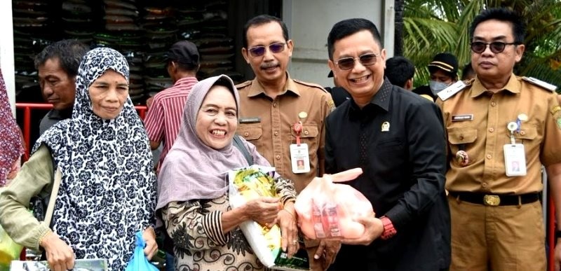 DPRD Apresiasi Operasi Pasar Murah Disdagri