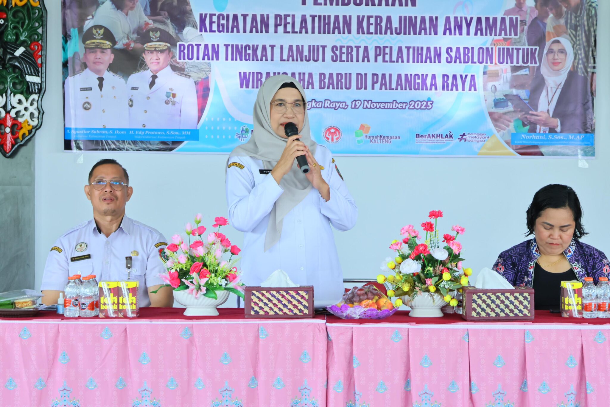 Pemprov Kalteng Gelar Pelatihan Anyaman Rotan dan Sablon untuk Wirausaha Baru