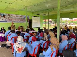 Disnakertrans Kalteng Dorong Pelatihan Berbasis Potensi Lokal untuk Perluasan Kesempatan Kerja