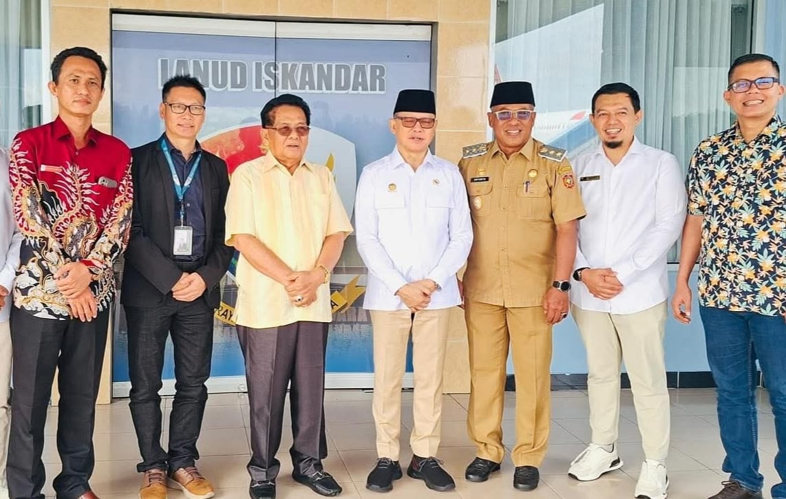 Antar Kepulangan Menteri Mukhtarudin, Wabup Suyanto: Amanah Negara Tetap Diutamakan