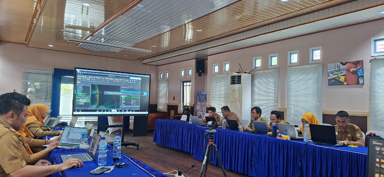 Gelar Bimtek SIG, Dislutkan Kalteng Latih ASN Gunakan Teknologi Pemetaan