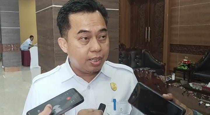Ketua DPRD Kotim Sesalkan Rendahnya Kehadiran Kades saat Sosialisasi Bahaya Narkoba