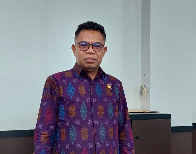 DPRD Kalteng Ingatkan Generasi Muda Jangan Tinggalkan Identitas Batik