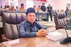 Ardianto Apresiasi Bakti Sosial Katarak Massal RSUD