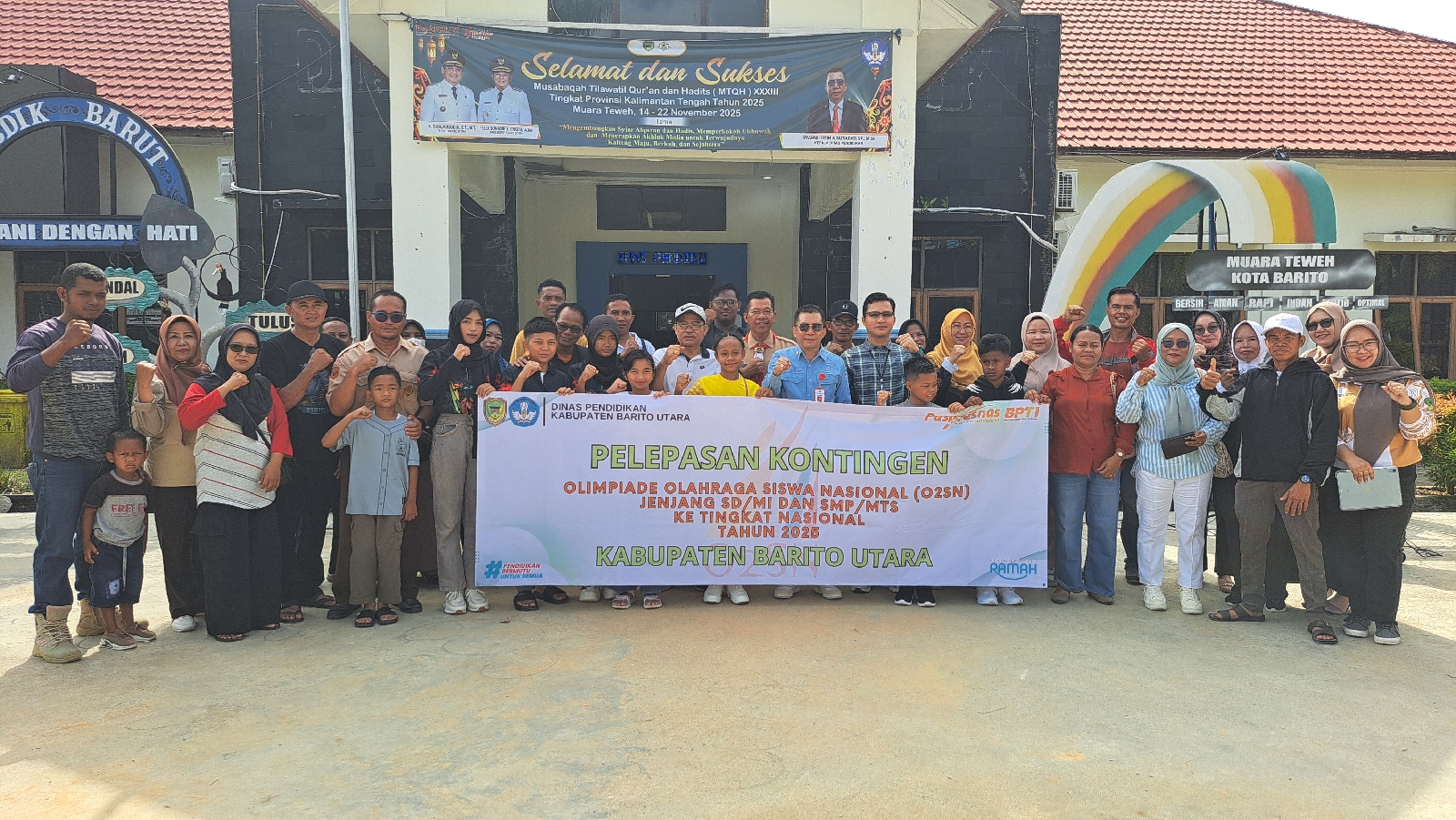 Dinas Pendidikan Barito Utara Lepas Kontingen O2SN ke Depok