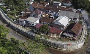 Taufik Nugraha Apresiasi Penataan Kawasan Kumuh Muara Teweh