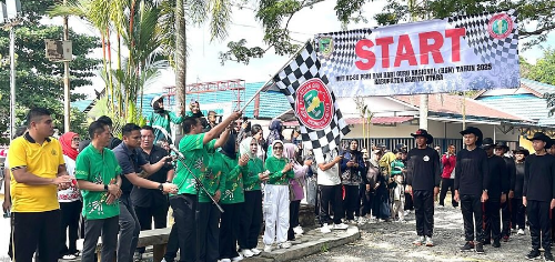 Peringati HUT PGRI ke-80, Wabup Barut Tekankan Peran Strategis Guru