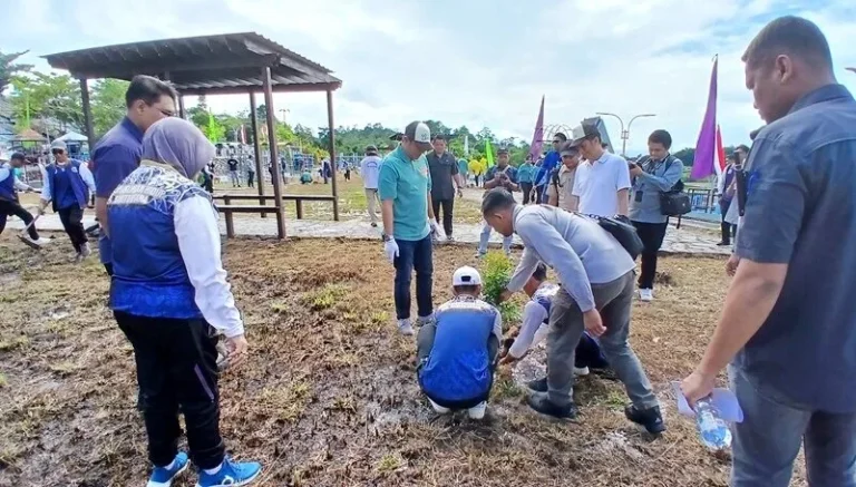 Hari Menanam Pohon 2025, Pemkab Barito Utara Dorong Gerakan One Man One Tree