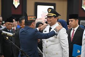 Shalahuddin-Felix Resmi Pimpin Barito Utara 2025-2030