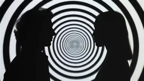 Warga Kobar Terjerat Hipnotis Online, Hampir Rp 100 Juta Raib untuk Pria Misterius