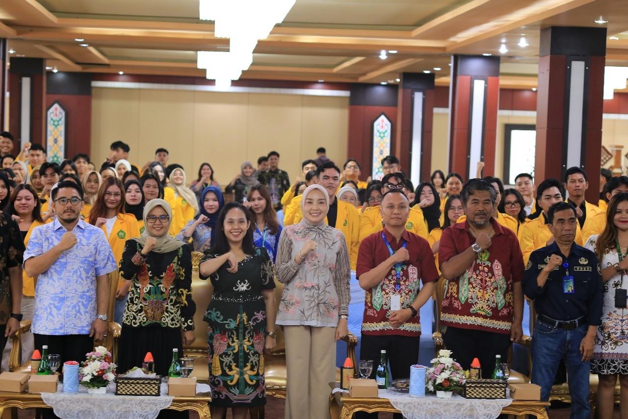 Seminar Alumni FH UPR, TP-PKK Kalteng Dorong Mahasiswa Jadi Generasi Berkarakter
